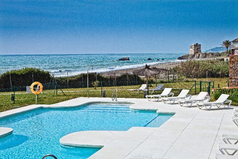 Albayt Beach Касарес Екстериор снимка
